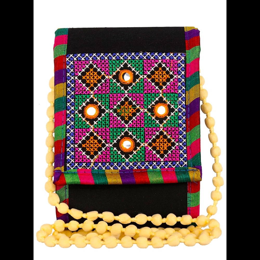 OMG! This cute small bag...💐